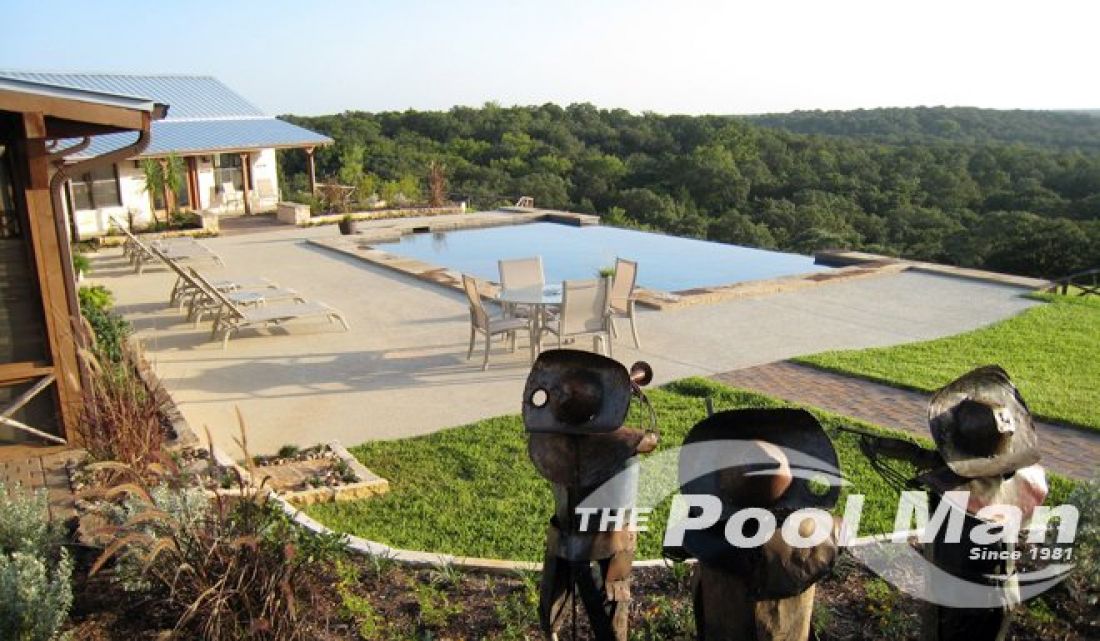 Classic Pool Design #005 by The Pool Man Inc