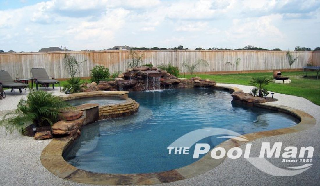 Custom Pool Design #018 by The Pool Man Inc