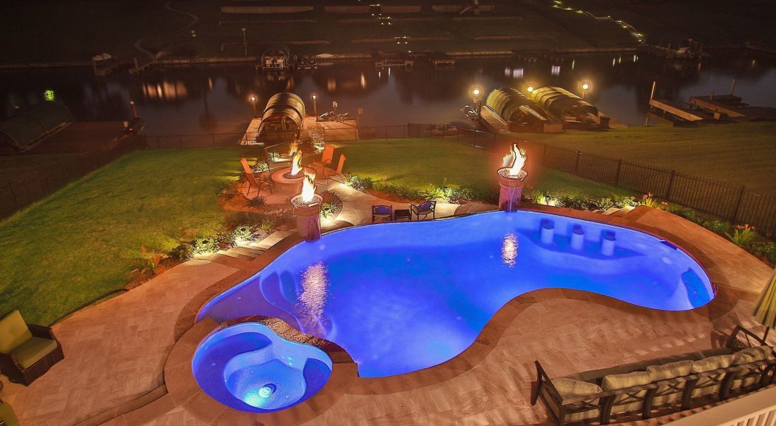 Free Form Pools #003 by The Pool Man Inc