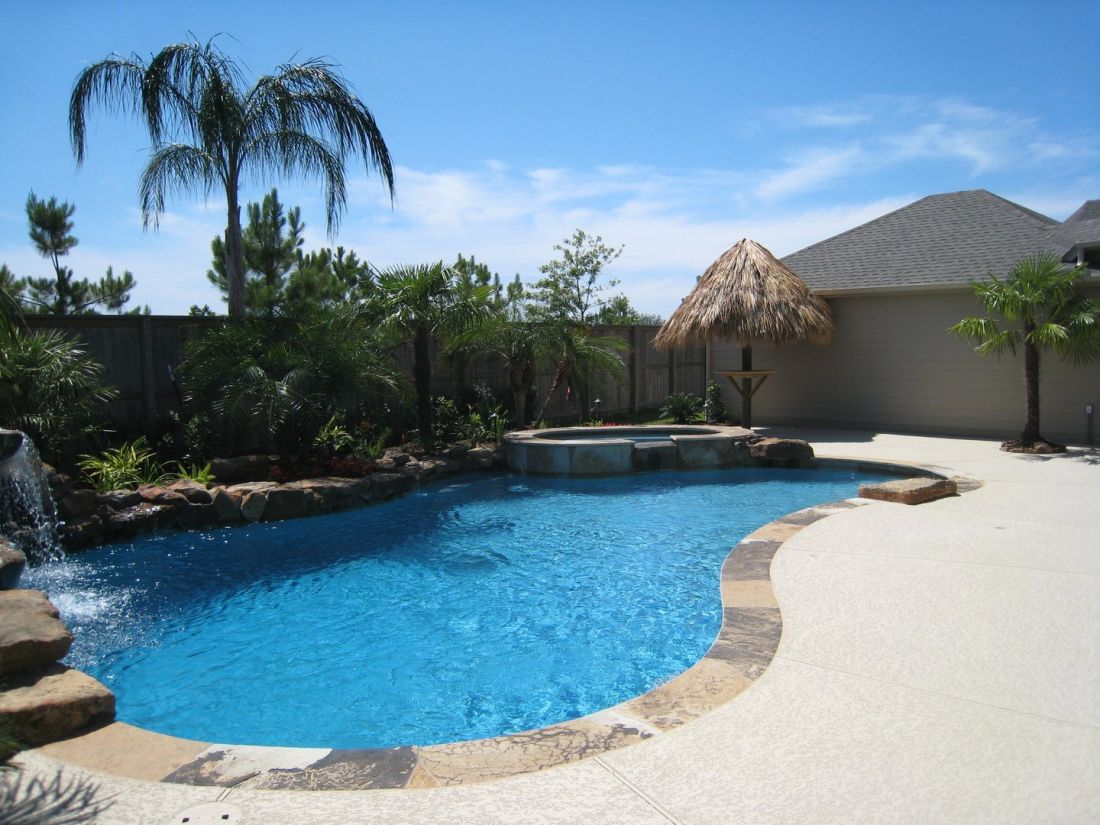 Free Form Pools #013 by The Pool Man Inc