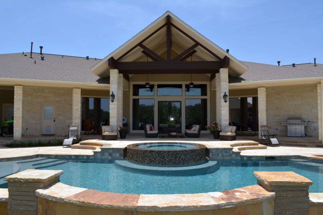 Custom Spa #008 by The Pool Man Inc