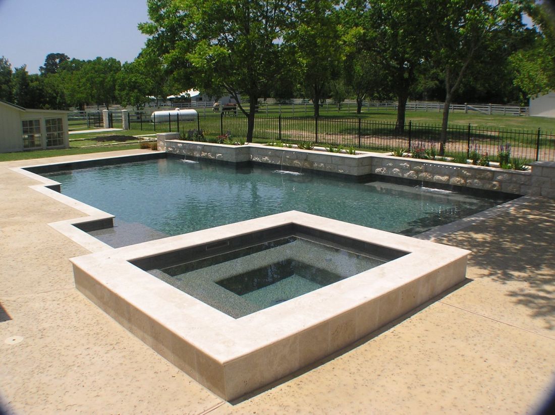 Custom Spa #016 by The Pool Man Inc