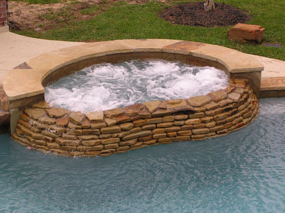 Custom Spa #018 by The Pool Man Inc