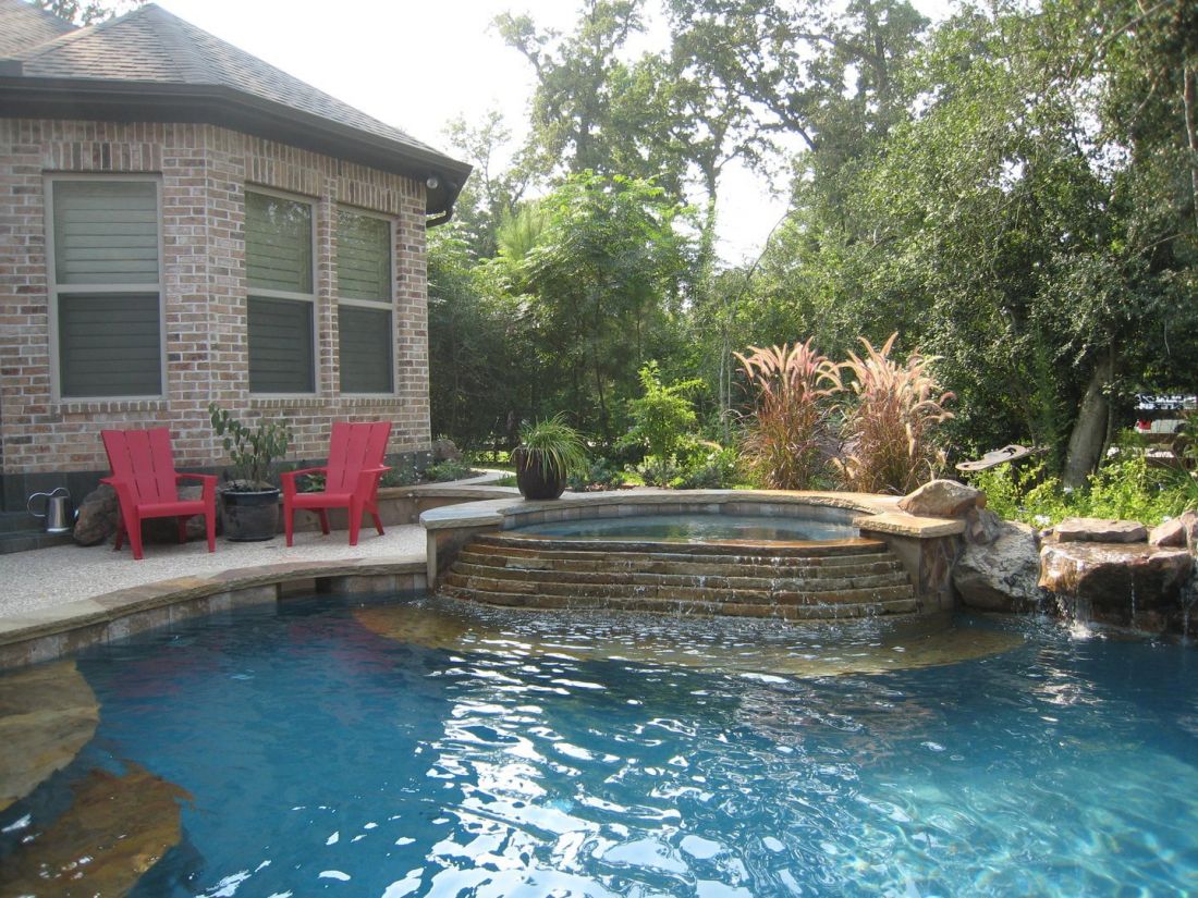 Custom Spa #021 by The Pool Man Inc