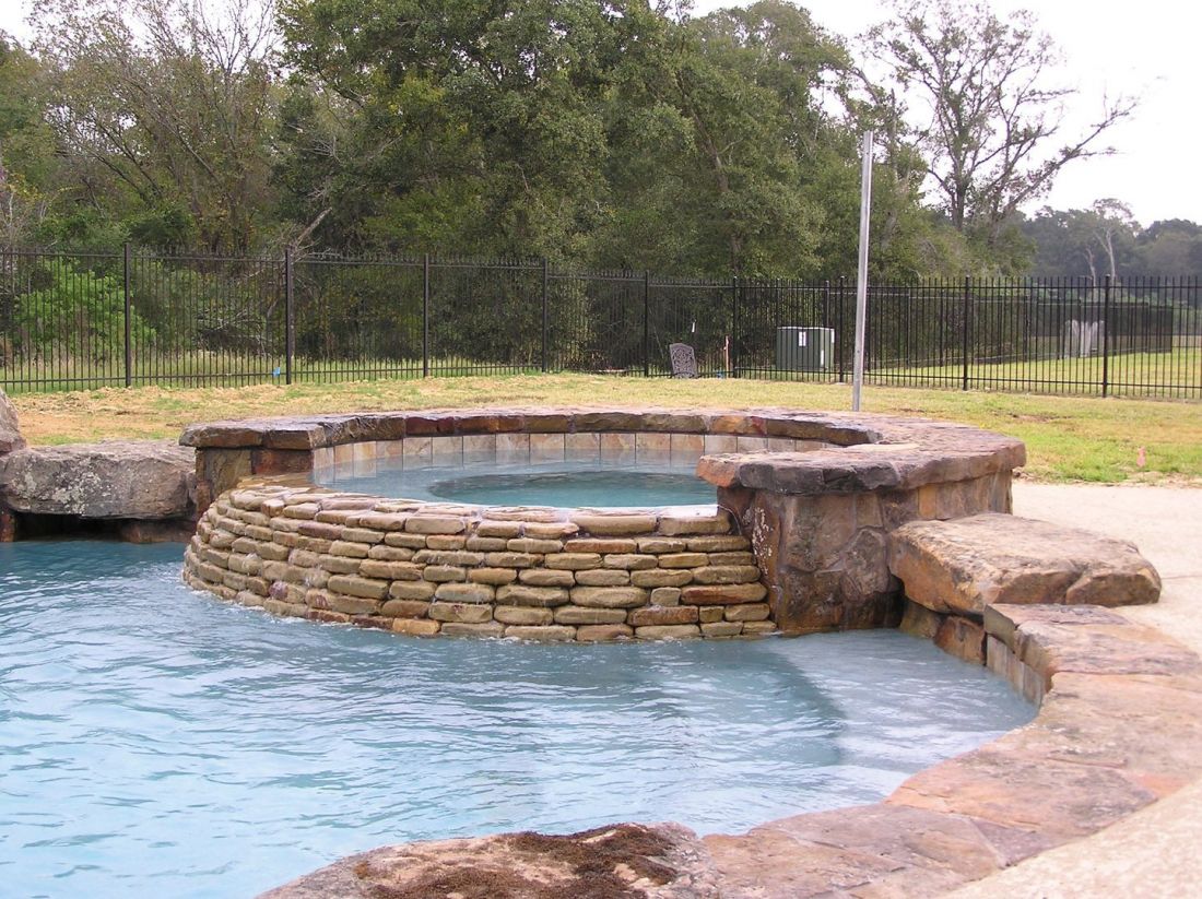 Custom Spa #031 by The Pool Man Inc